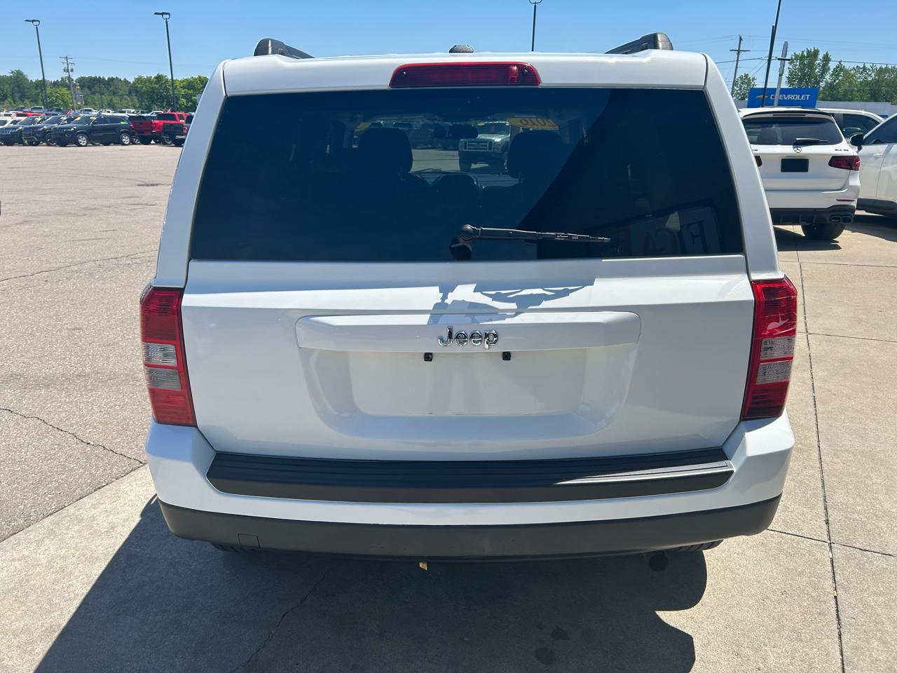 Jeep Patriot FWD 4dr Sport 2016