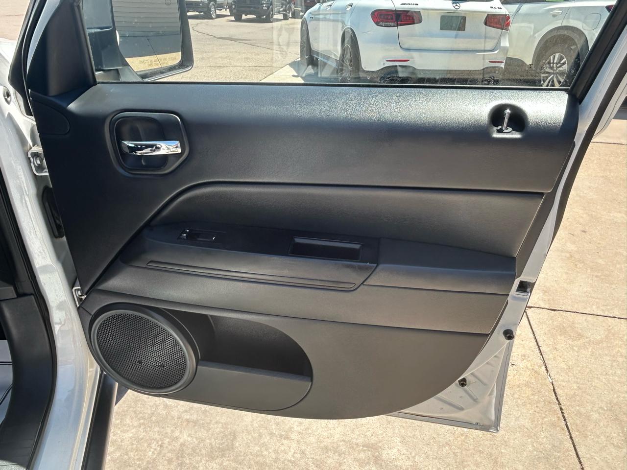 Jeep Patriot FWD 4dr Sport 2016