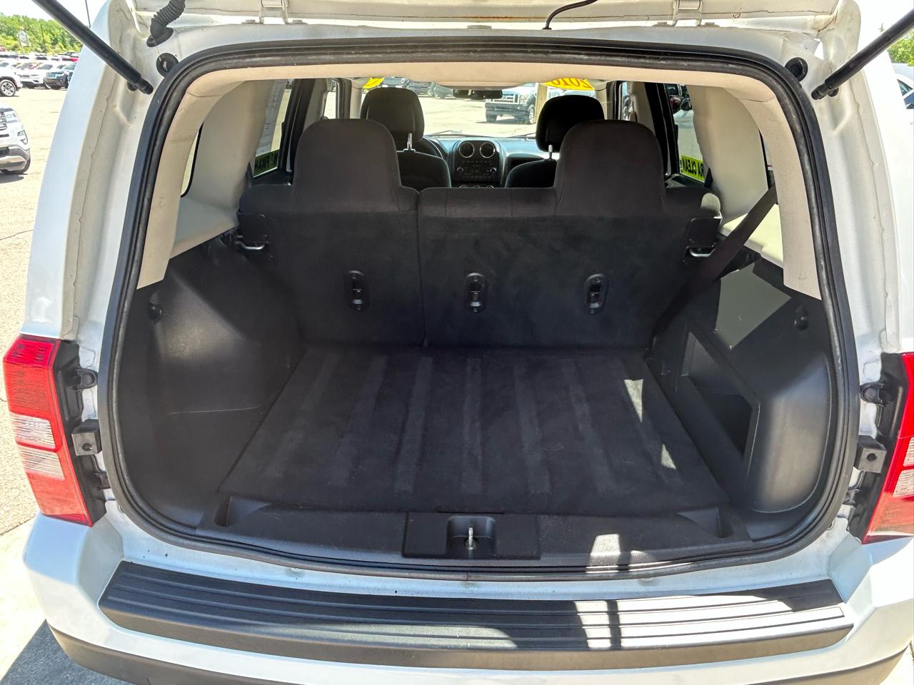 Jeep Patriot FWD 4dr Sport 2016