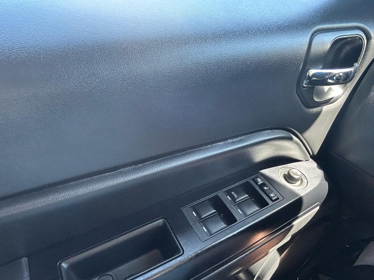 Jeep Patriot FWD 4dr Sport 2016
