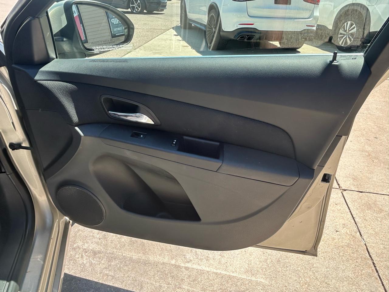Chevrolet Cruze 1LT Auto 2015