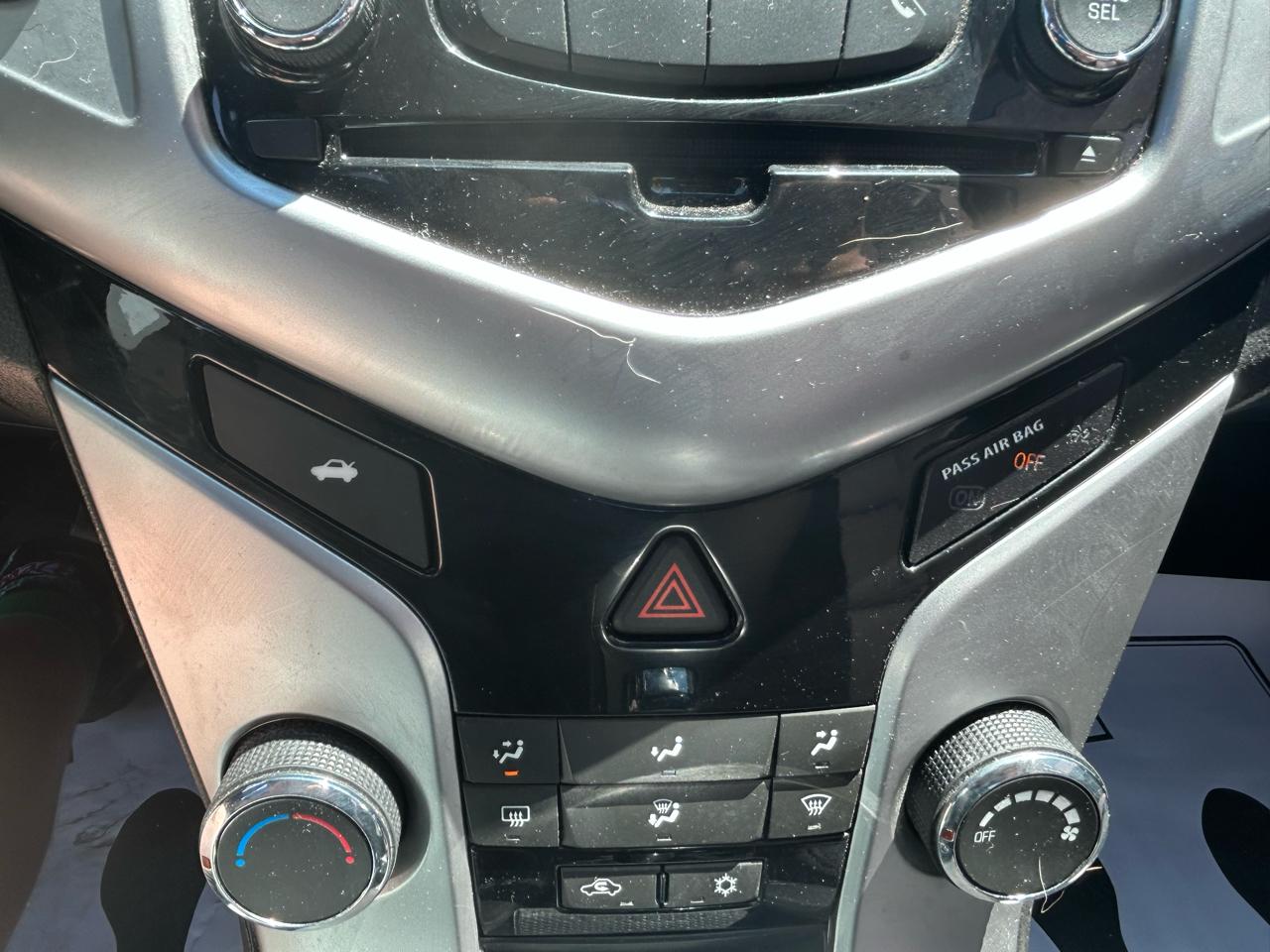 Chevrolet Cruze 1LT Auto 2015