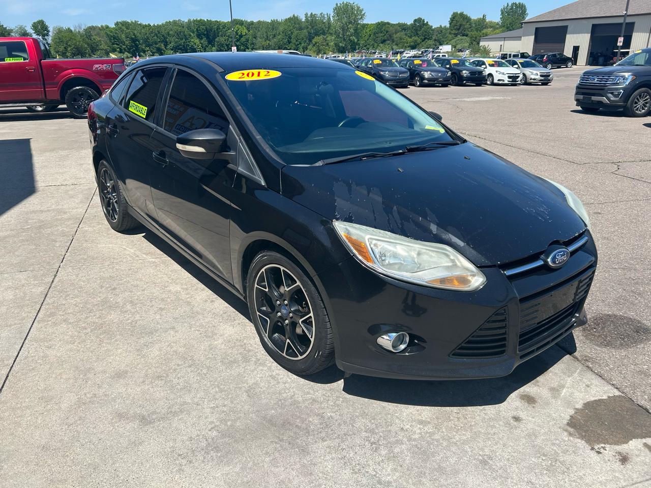 Ford Focus SE Sedan 2012