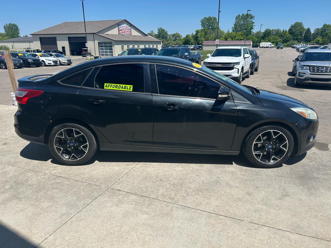 Ford Focus SE Sedan 2012