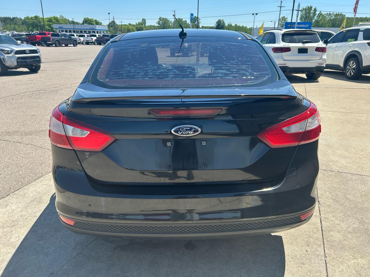 Ford Focus SE Sedan 2012