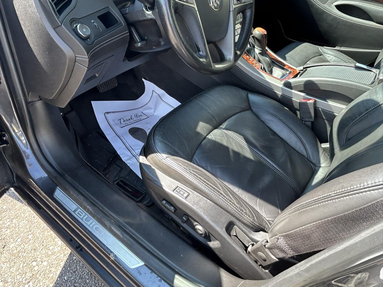 Buick LaCrosse 4dr Sdn Leather FWD 2013