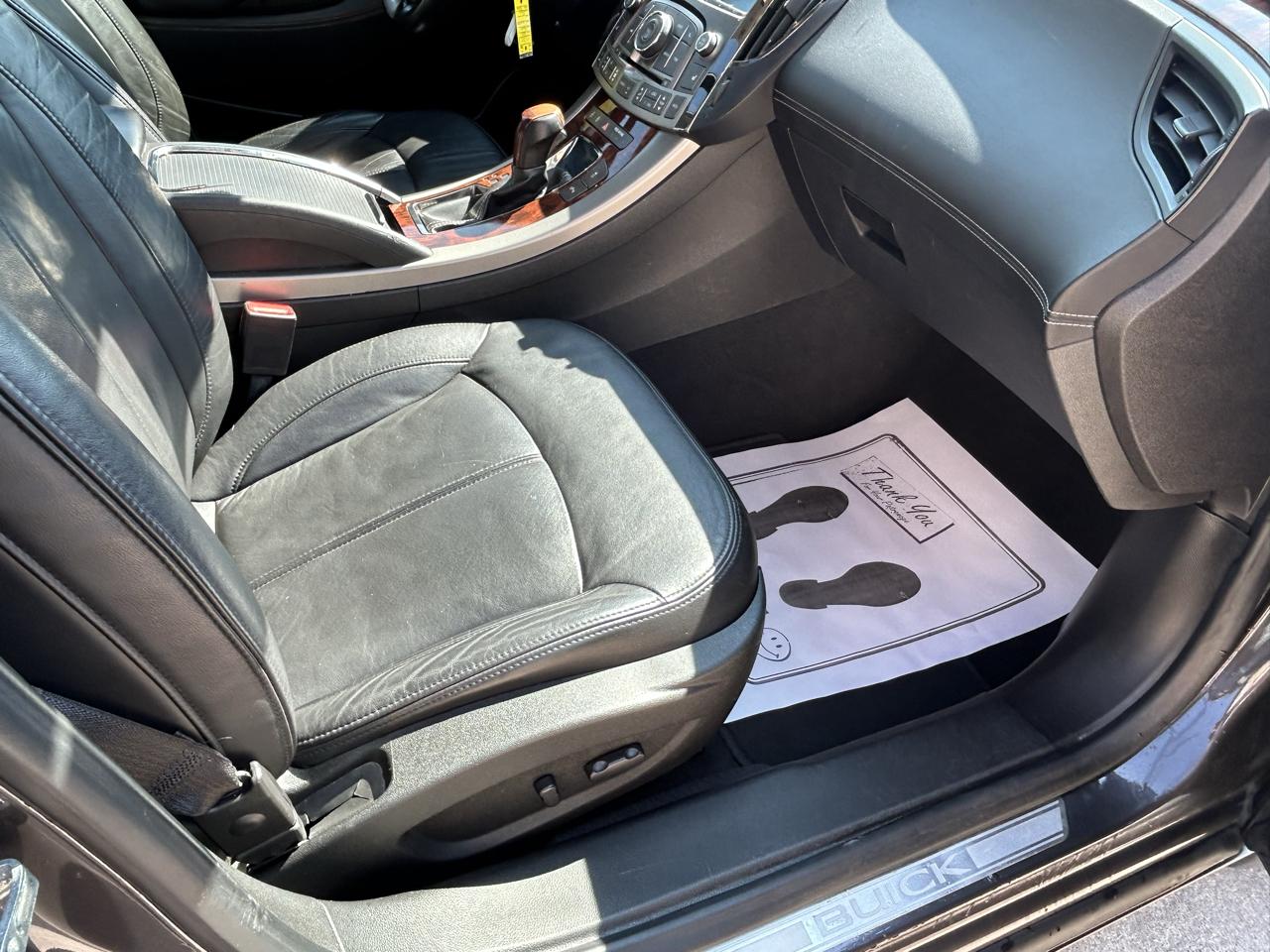 Buick LaCrosse 4dr Sdn Leather FWD 2013