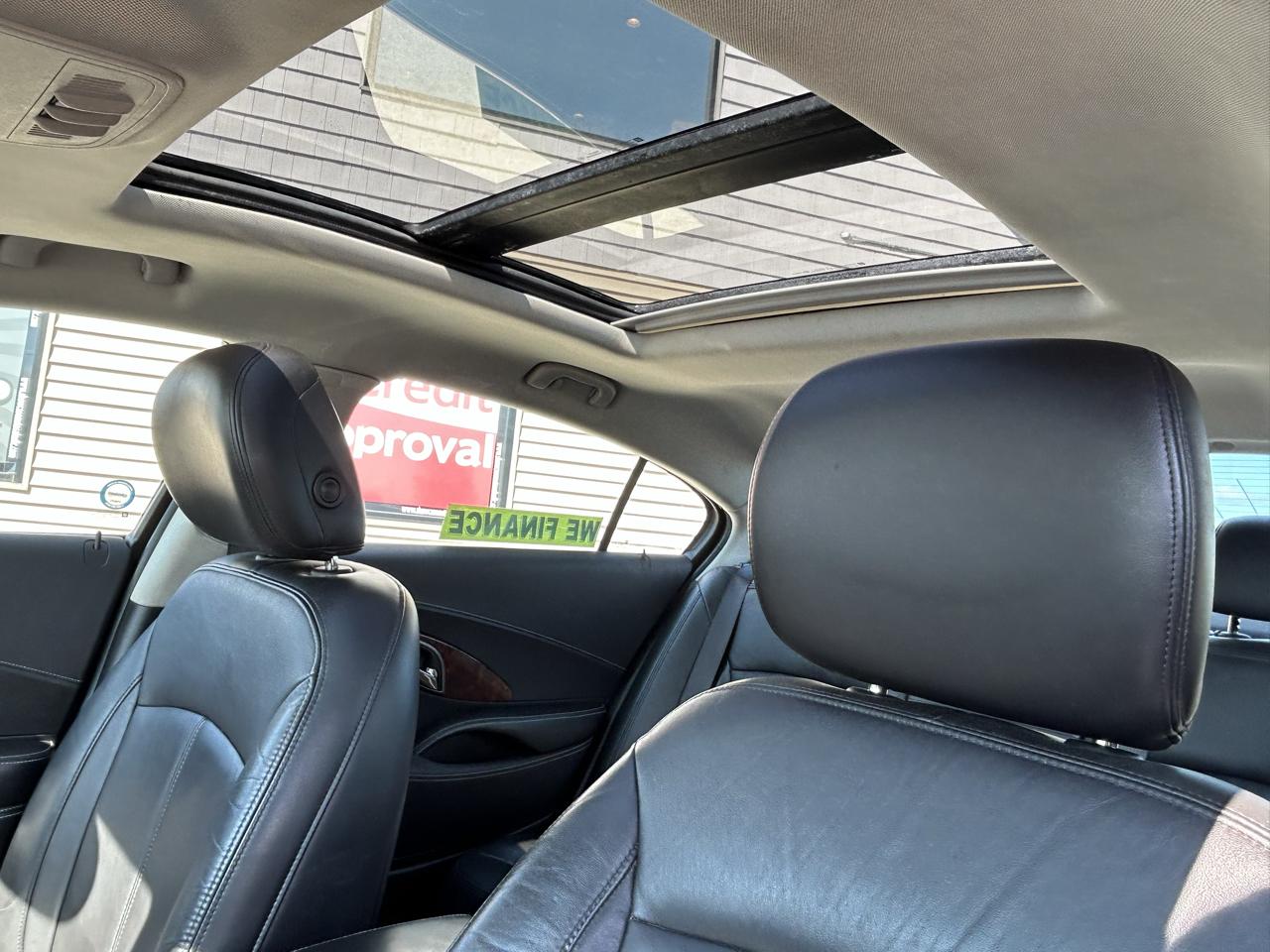 Buick LaCrosse 4dr Sdn Leather FWD 2013