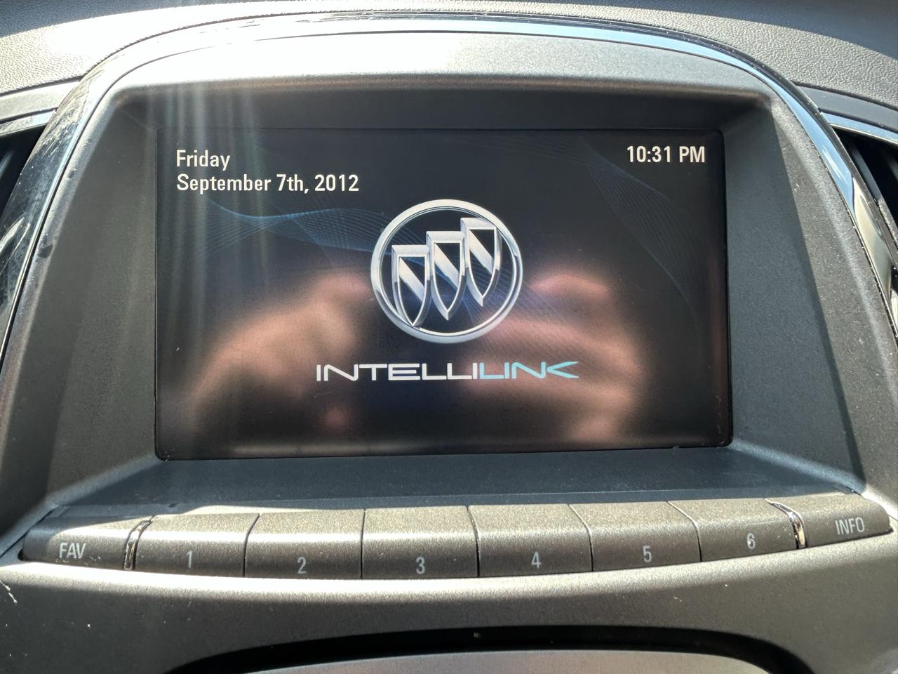 Buick LaCrosse 4dr Sdn Leather FWD 2013