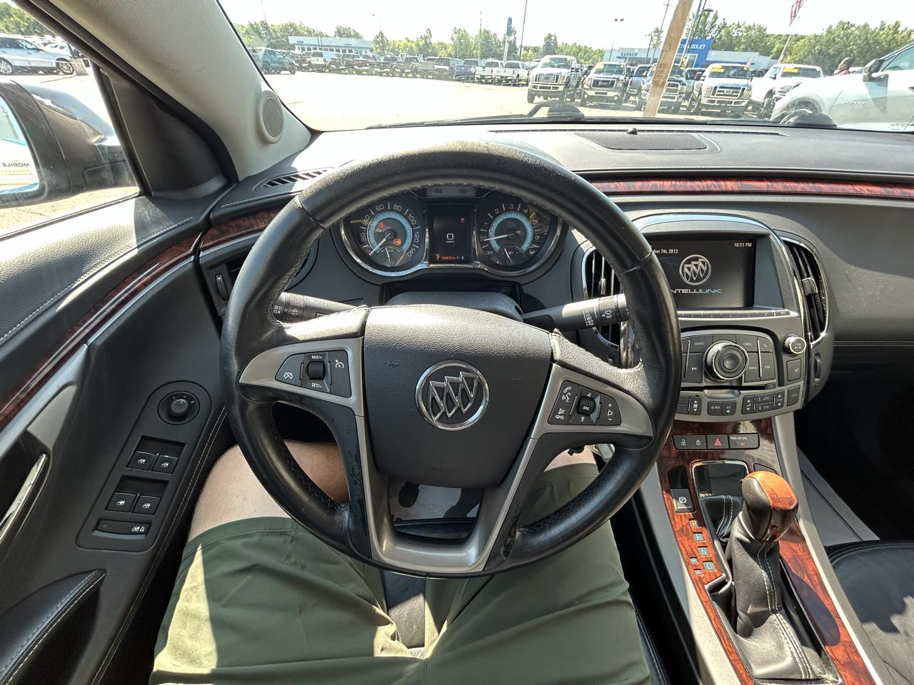 Buick LaCrosse 4dr Sdn Leather FWD 2013