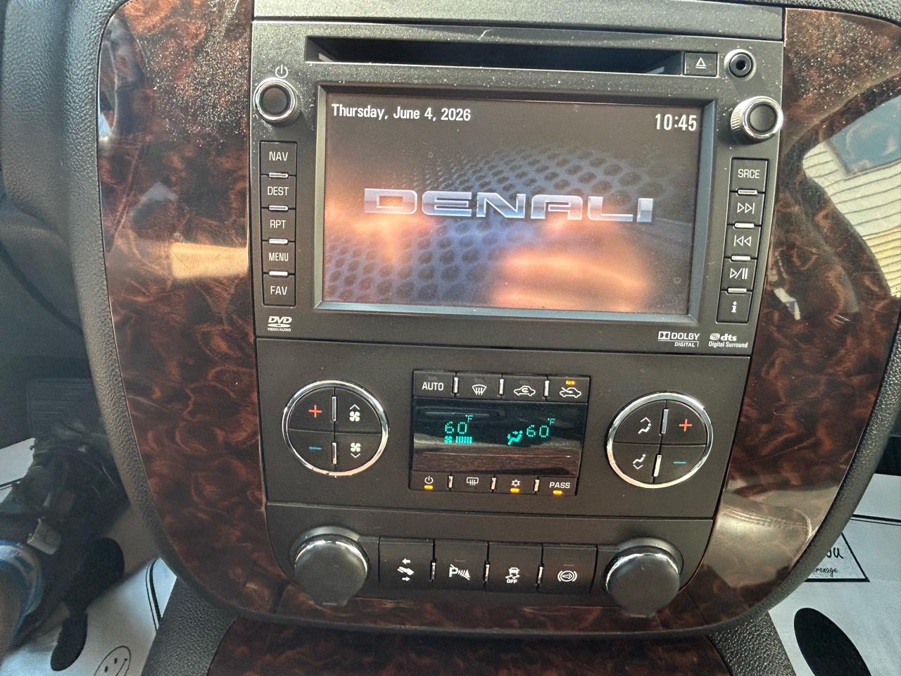 GMC Sierra 2500HD 4WD Crew Cab 153.7" Denali 2014