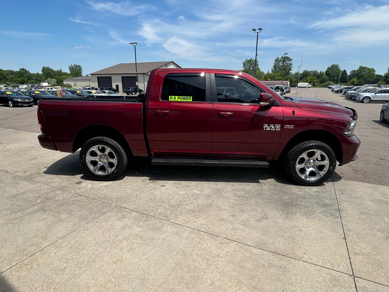RAM 1500 Sport Crew Cab SWB 4WD 2016