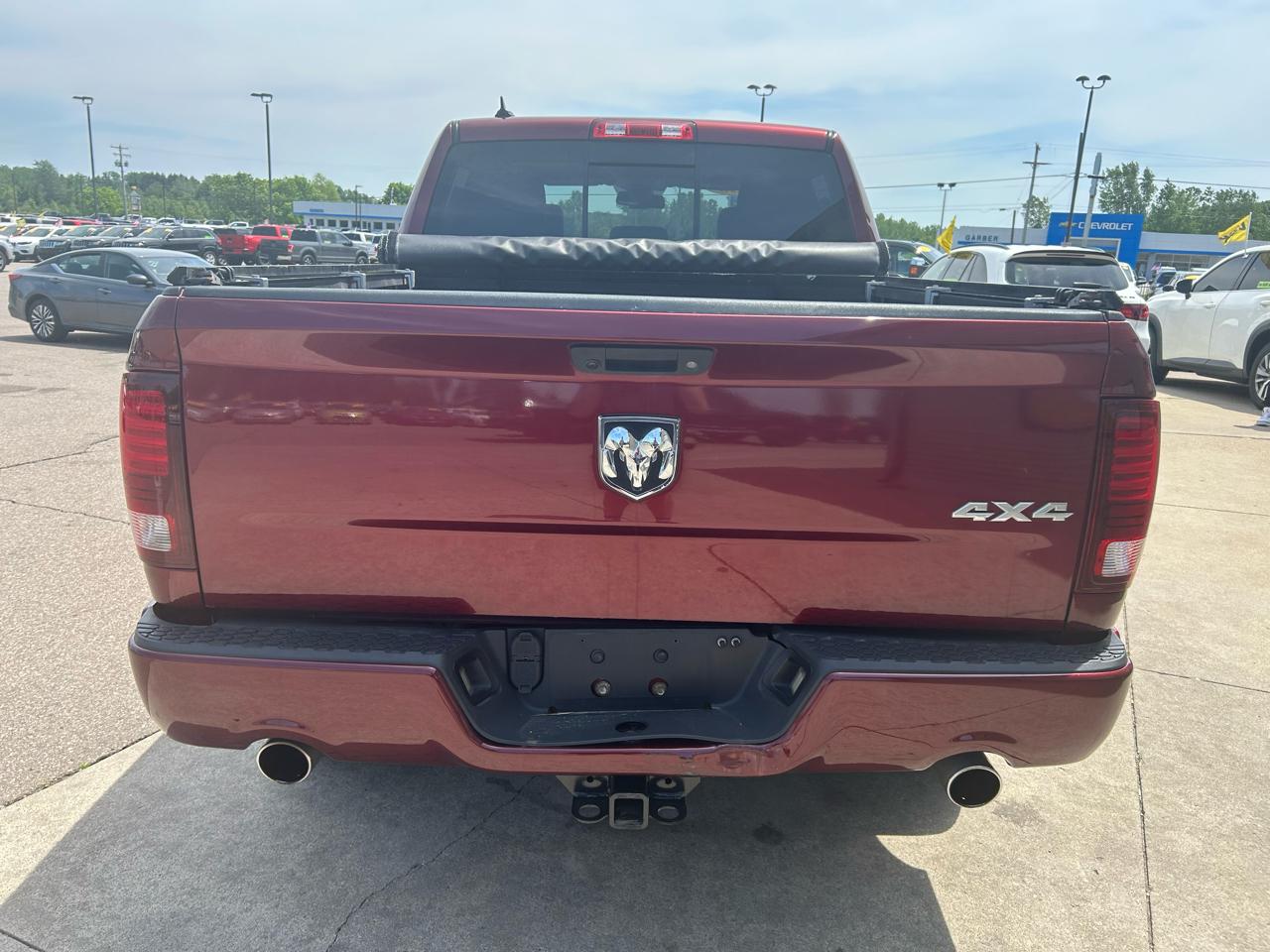 RAM 1500 Sport Crew Cab SWB 4WD 2016