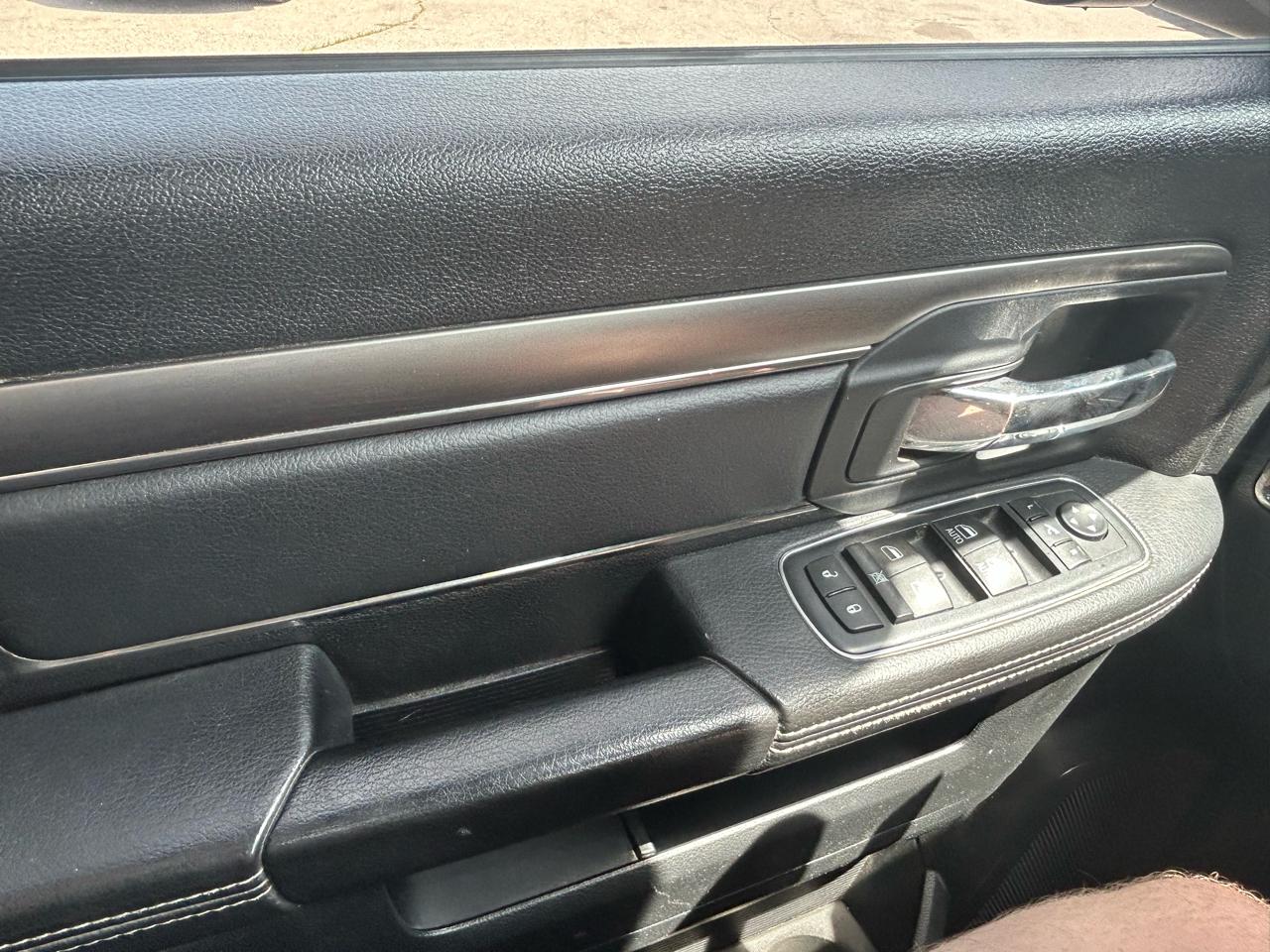 RAM 1500 Sport Crew Cab SWB 4WD 2016