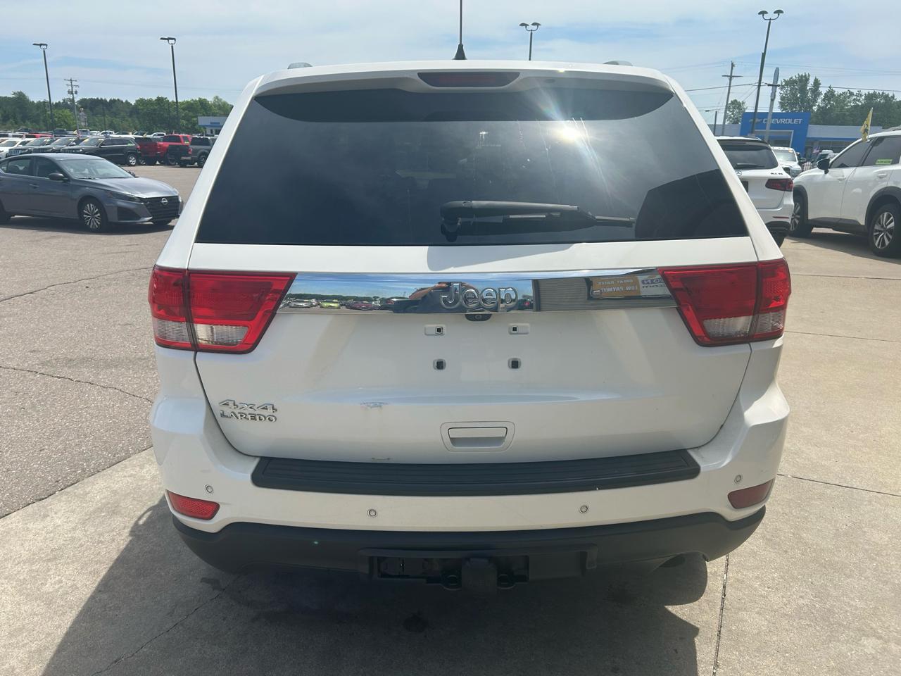Jeep Grand Cherokee Laredo 4WD 2011