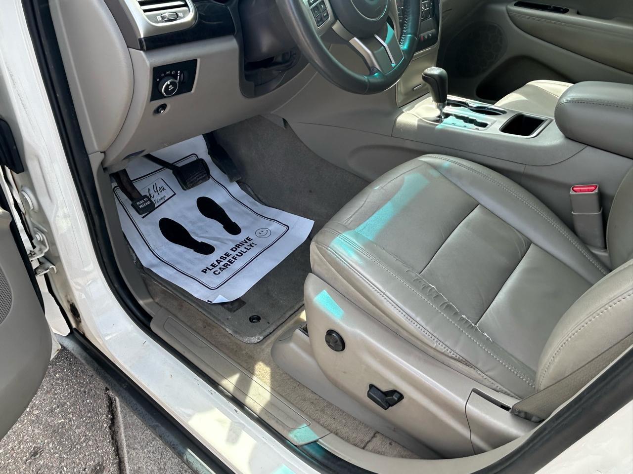 Jeep Grand Cherokee Laredo 4WD 2011
