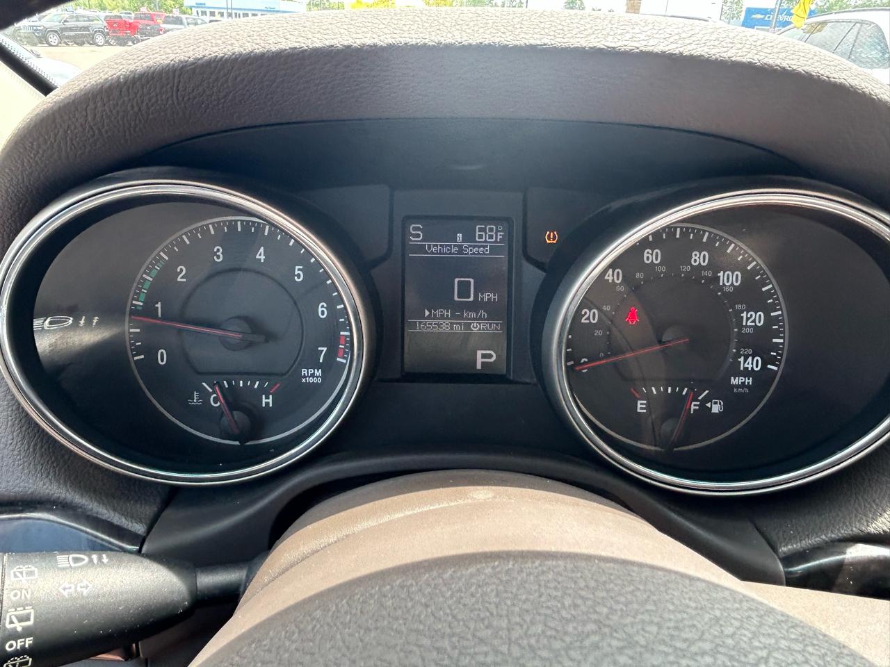 Jeep Grand Cherokee Laredo 4WD 2011