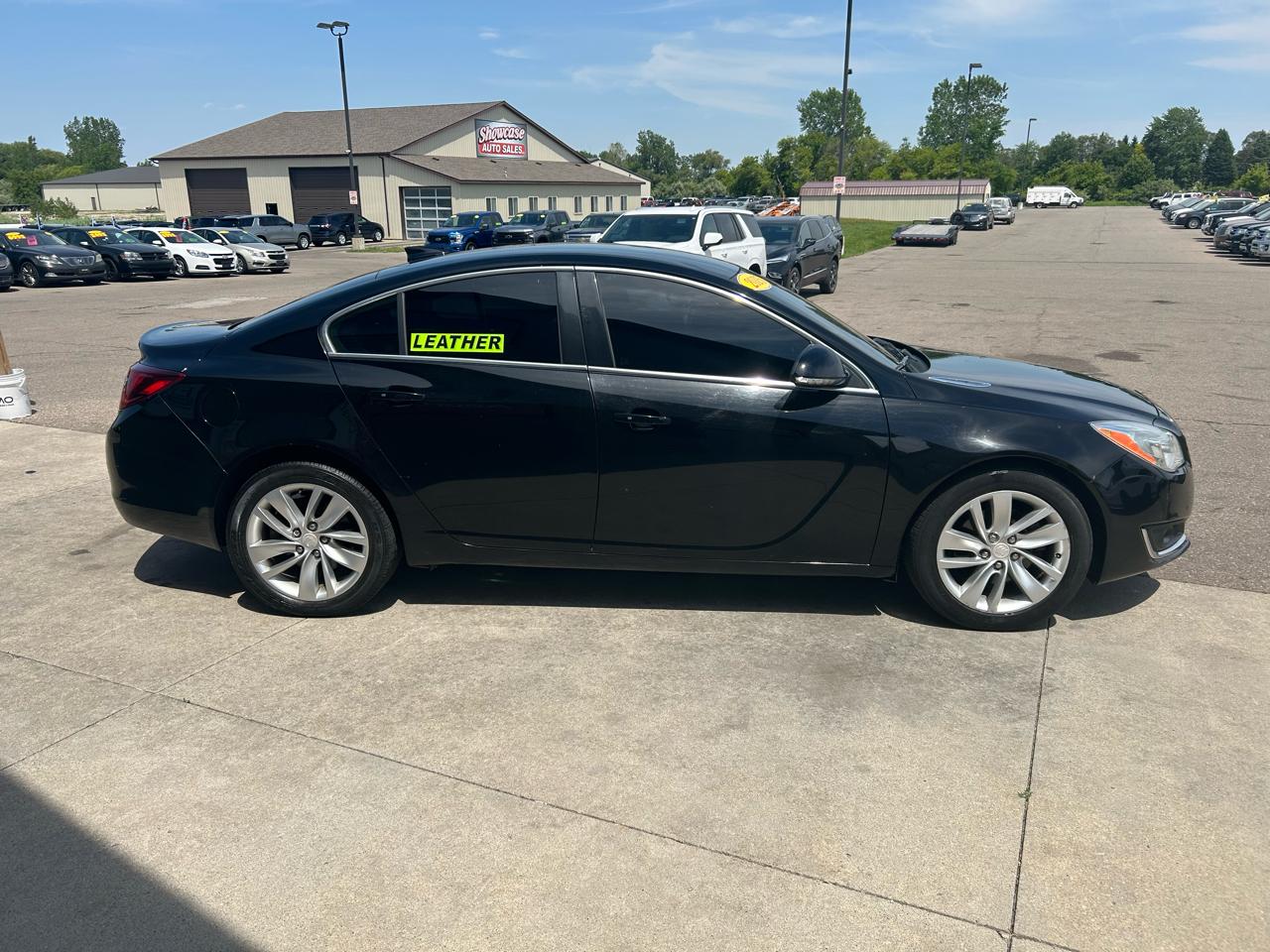 Buick Regal 4dr Sdn Premium I FWD 2015
