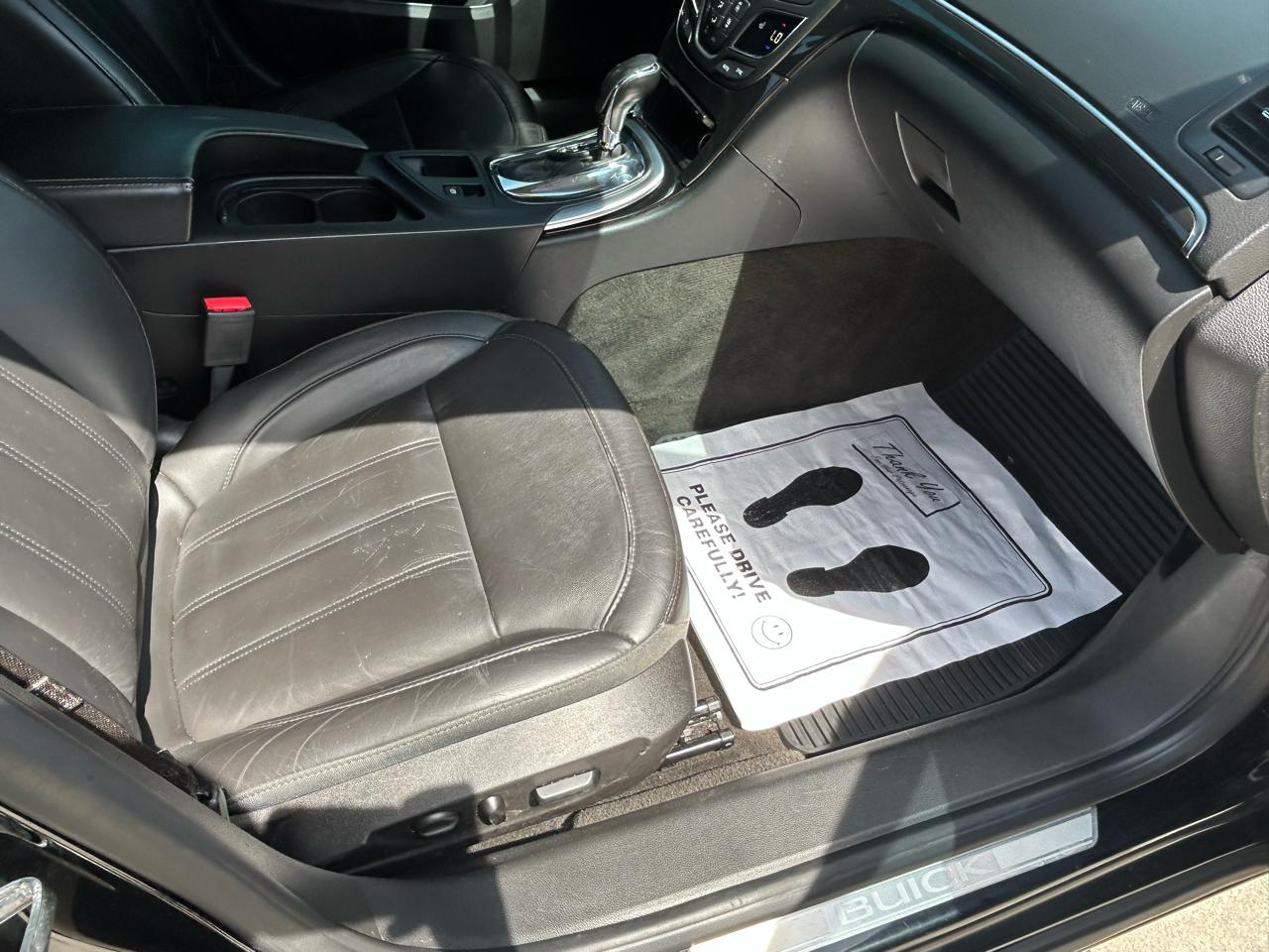Buick Regal 4dr Sdn Premium I FWD 2015