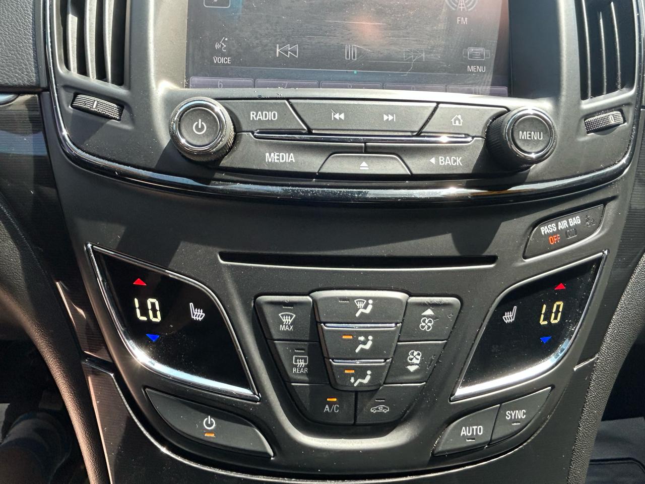 Buick Regal 4dr Sdn Premium I FWD 2015