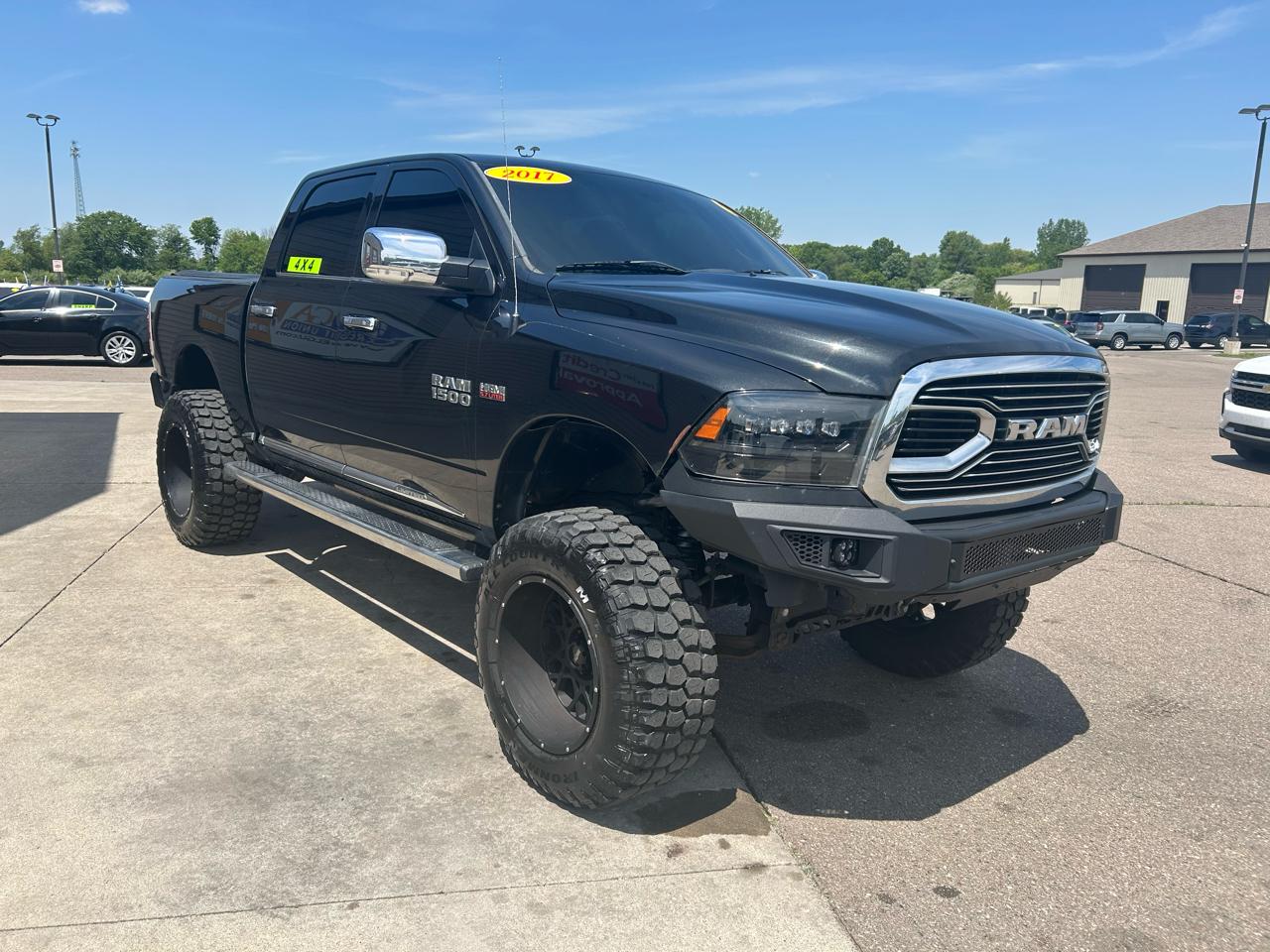 RAM 1500 Longhorn Crew Cab SWB 4WD 2017