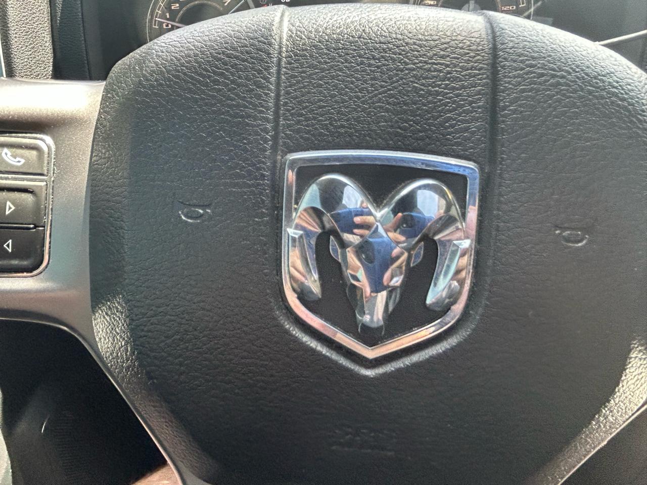 RAM 1500 Longhorn Crew Cab SWB 4WD 2017