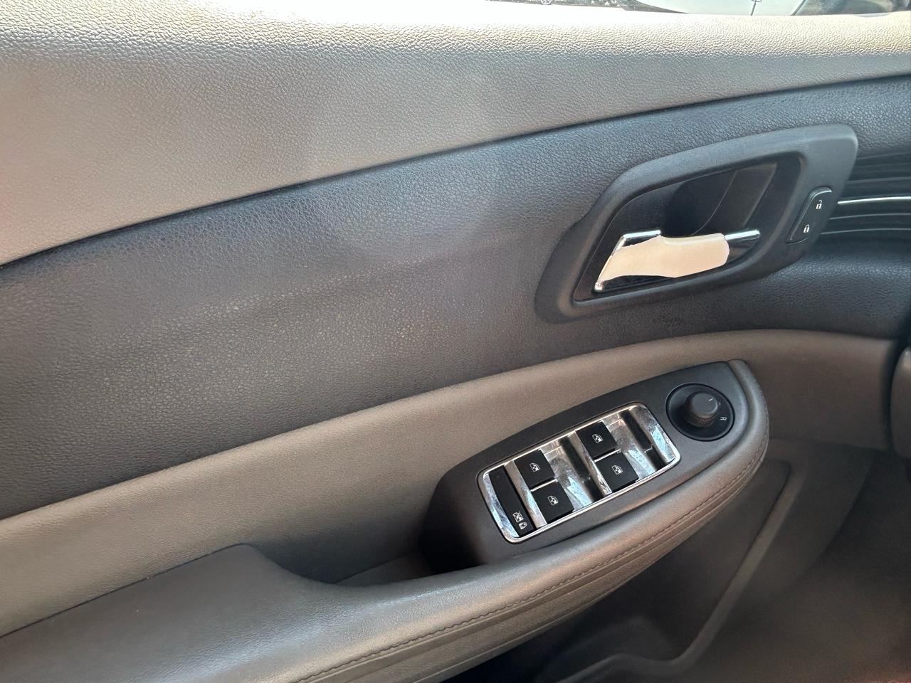 Chevrolet Malibu LS 2013