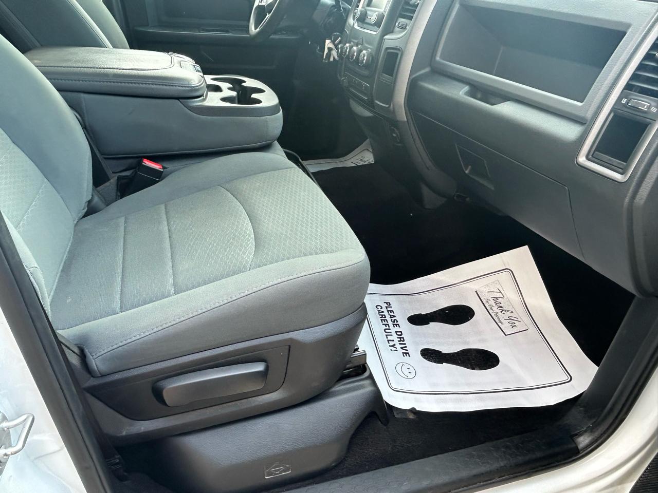 RAM 2500 Tradesman Crew Cab SWB 4WD 2018