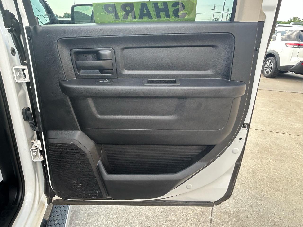 RAM 2500 Tradesman Crew Cab SWB 4WD 2018