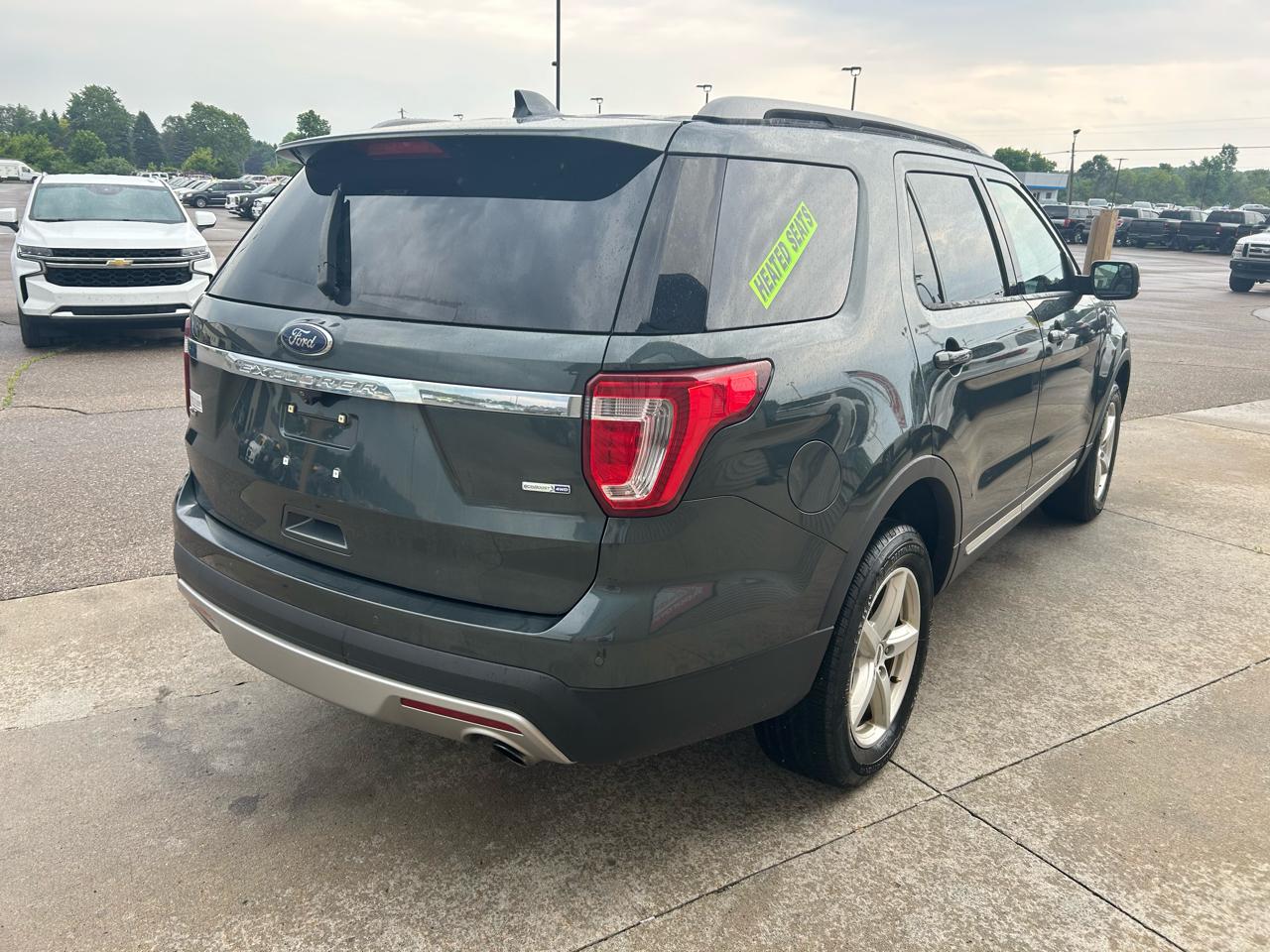 Ford Explorer 4WD 4dr XLT 2016