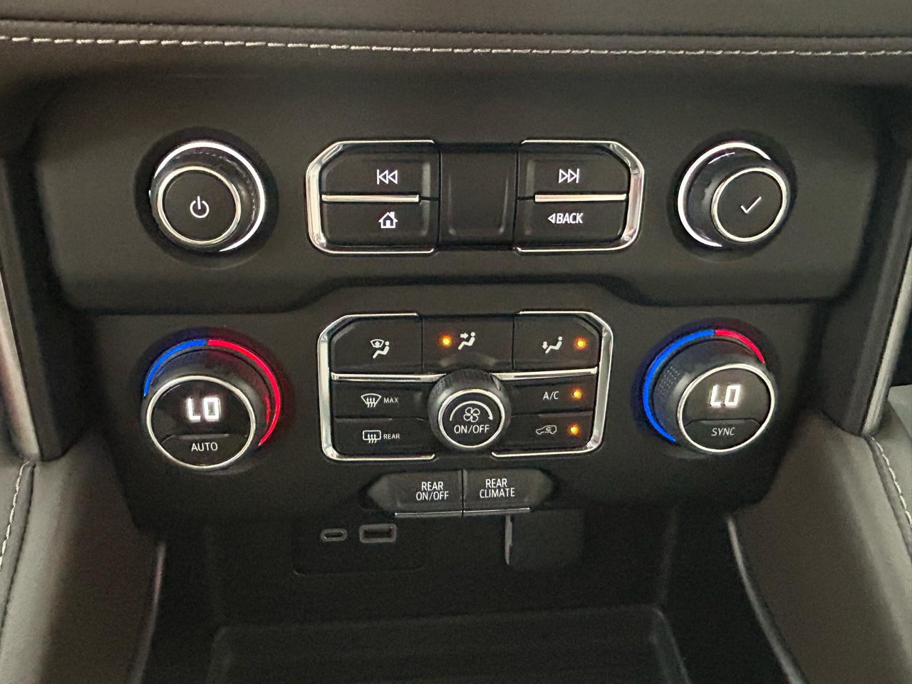 Chevrolet Tahoe LS 4WD 2024