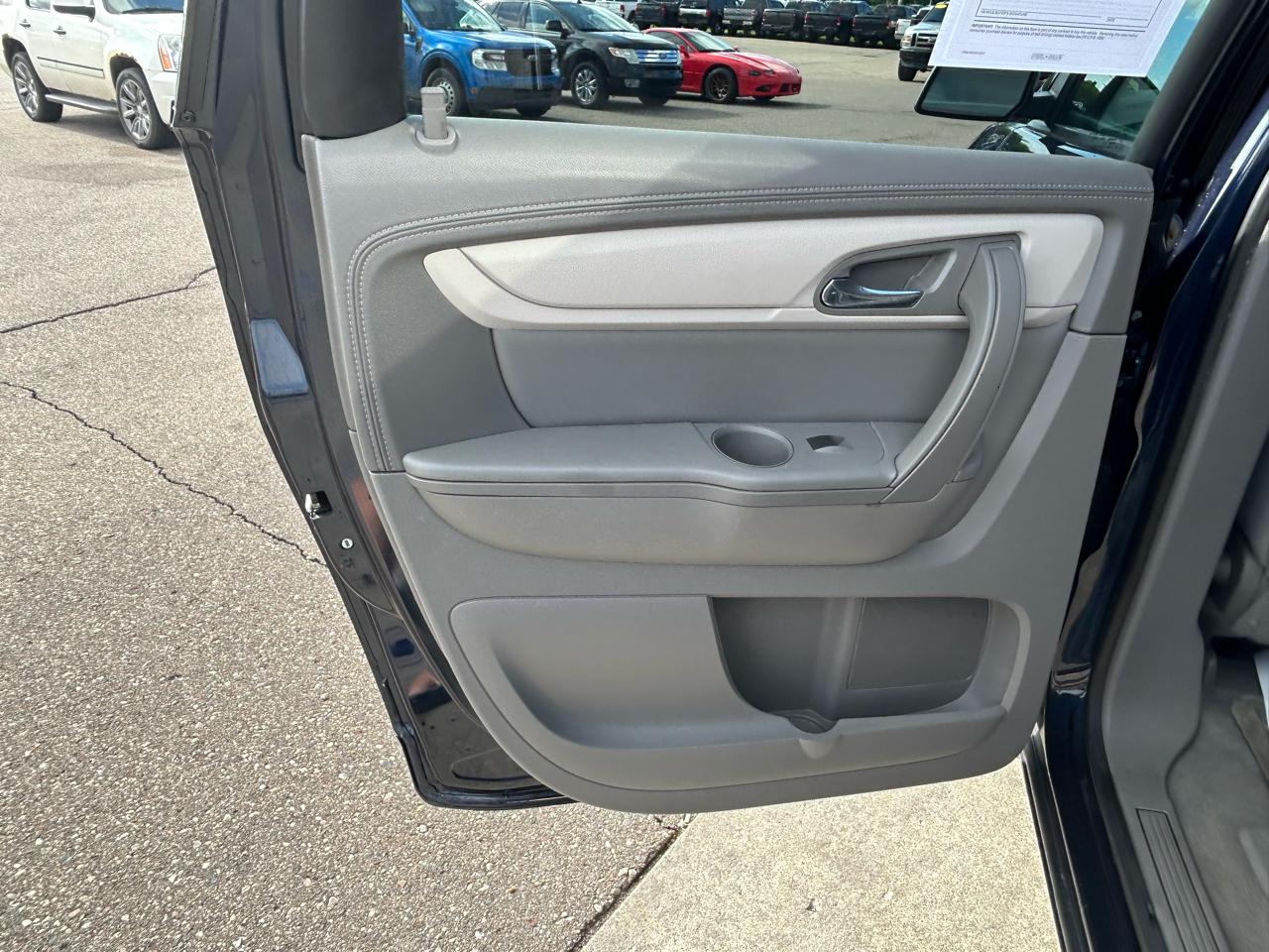 Chevrolet Traverse AWD 4dr LS 2016