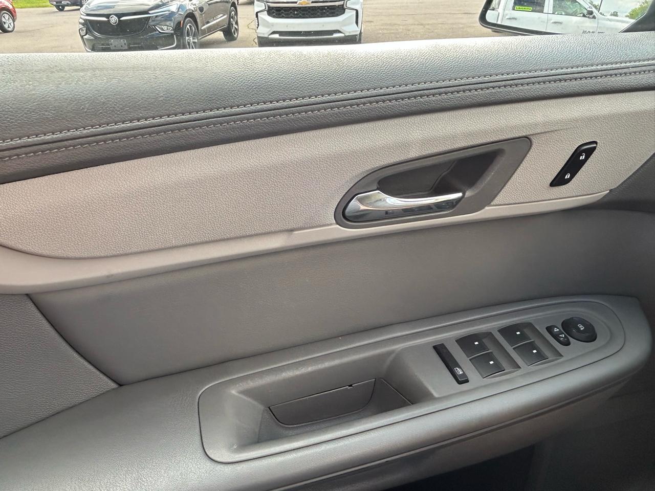 Chevrolet Traverse AWD 4dr LS 2016