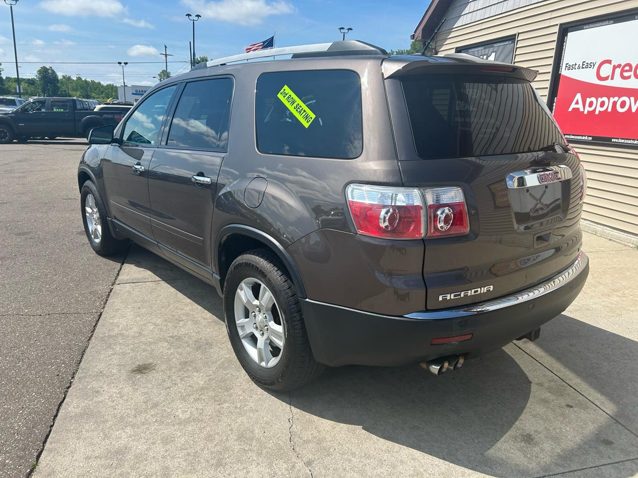 GMC Acadia AWD 4dr SLE 2012