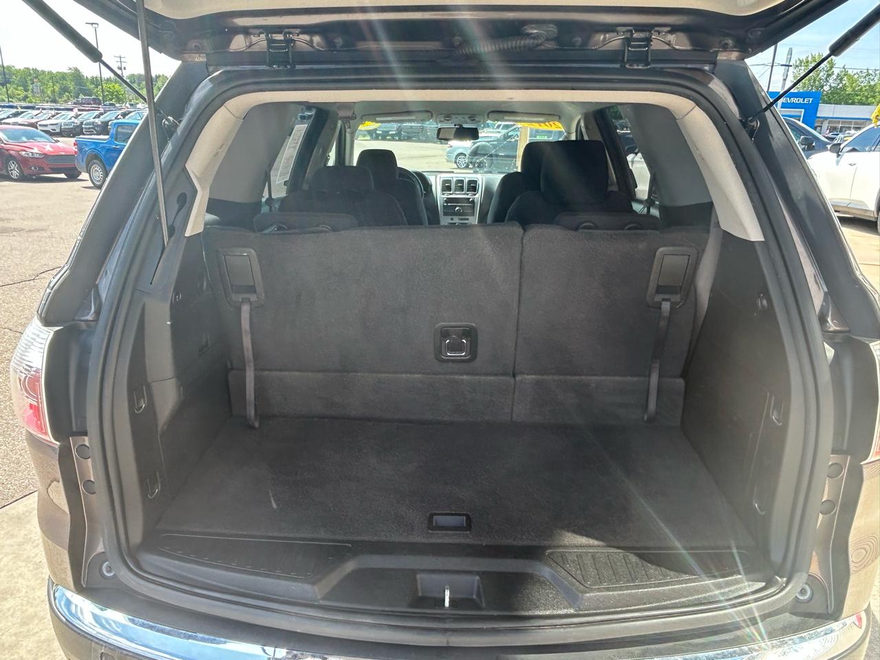 GMC Acadia AWD 4dr SLE 2012