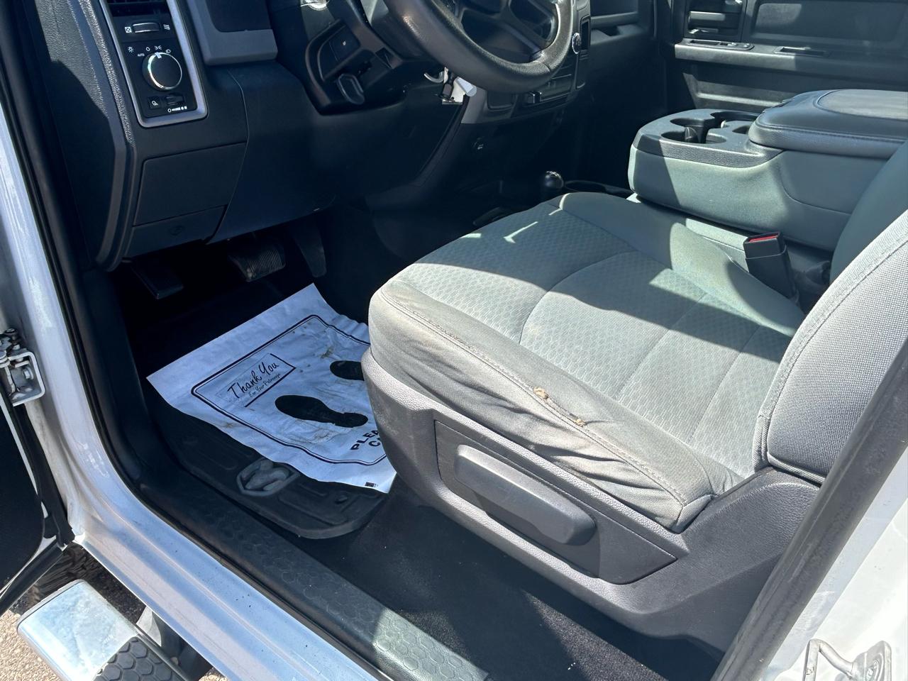 RAM 2500 ST Crew Cab SWB 4WD 2014