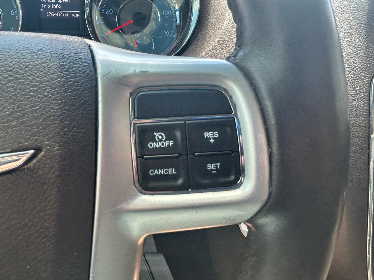 Chrysler Town & Country 4dr Wgn Touring 2015