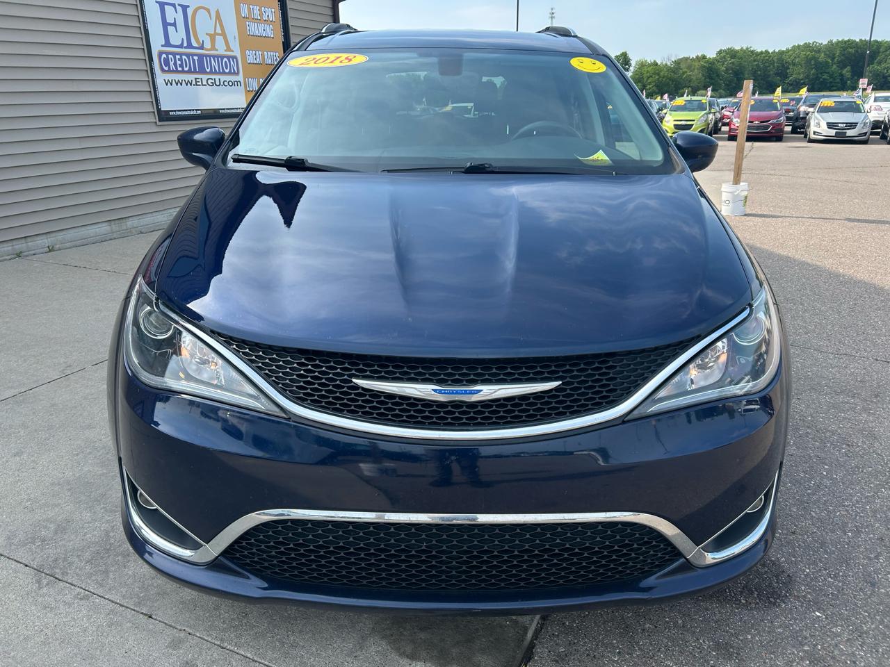 Chrysler Pacifica Touring L FWD 2018
