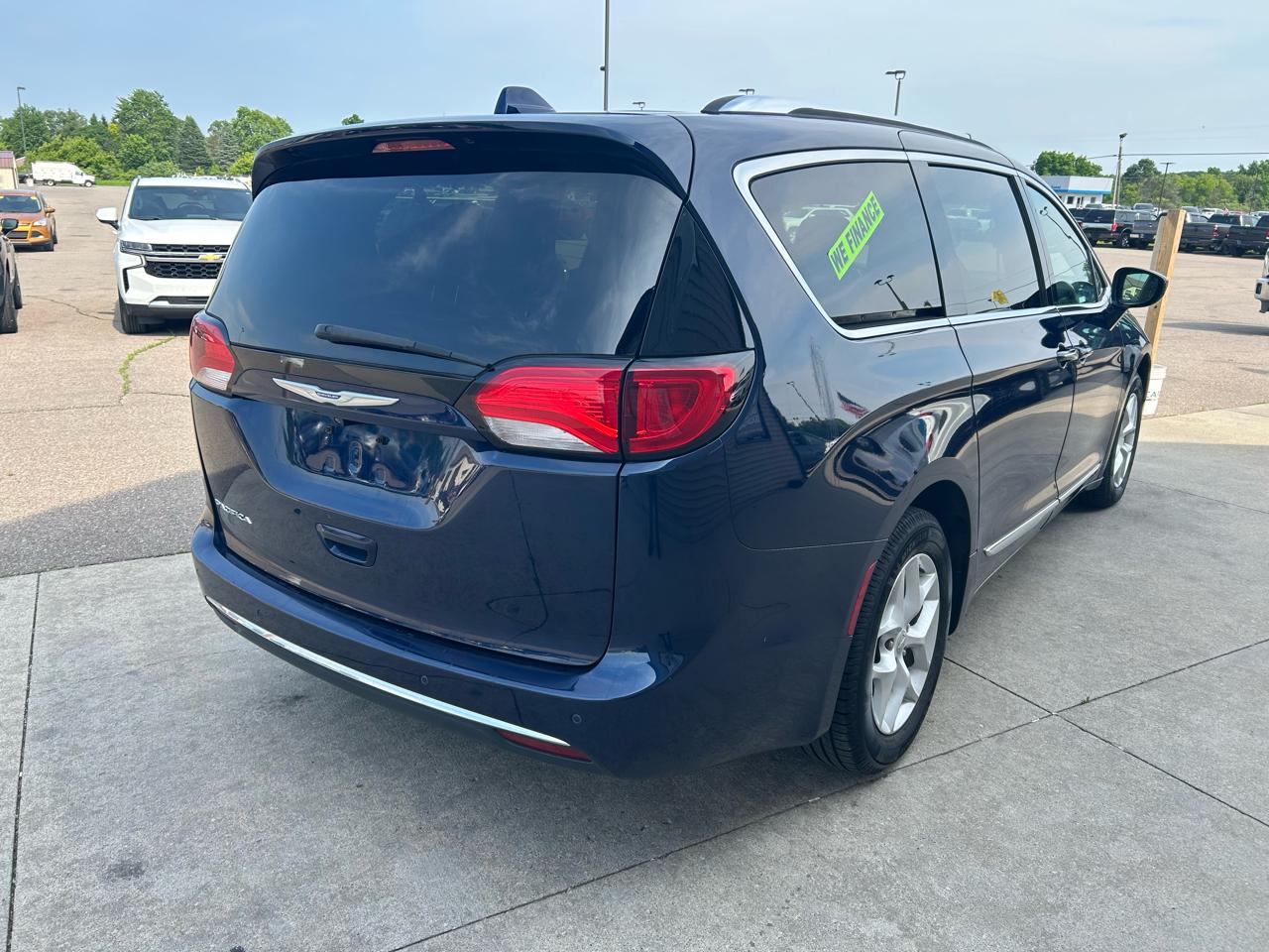 Chrysler Pacifica Touring L FWD 2018