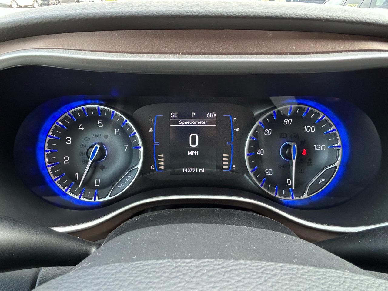 Chrysler Pacifica Touring L FWD 2018