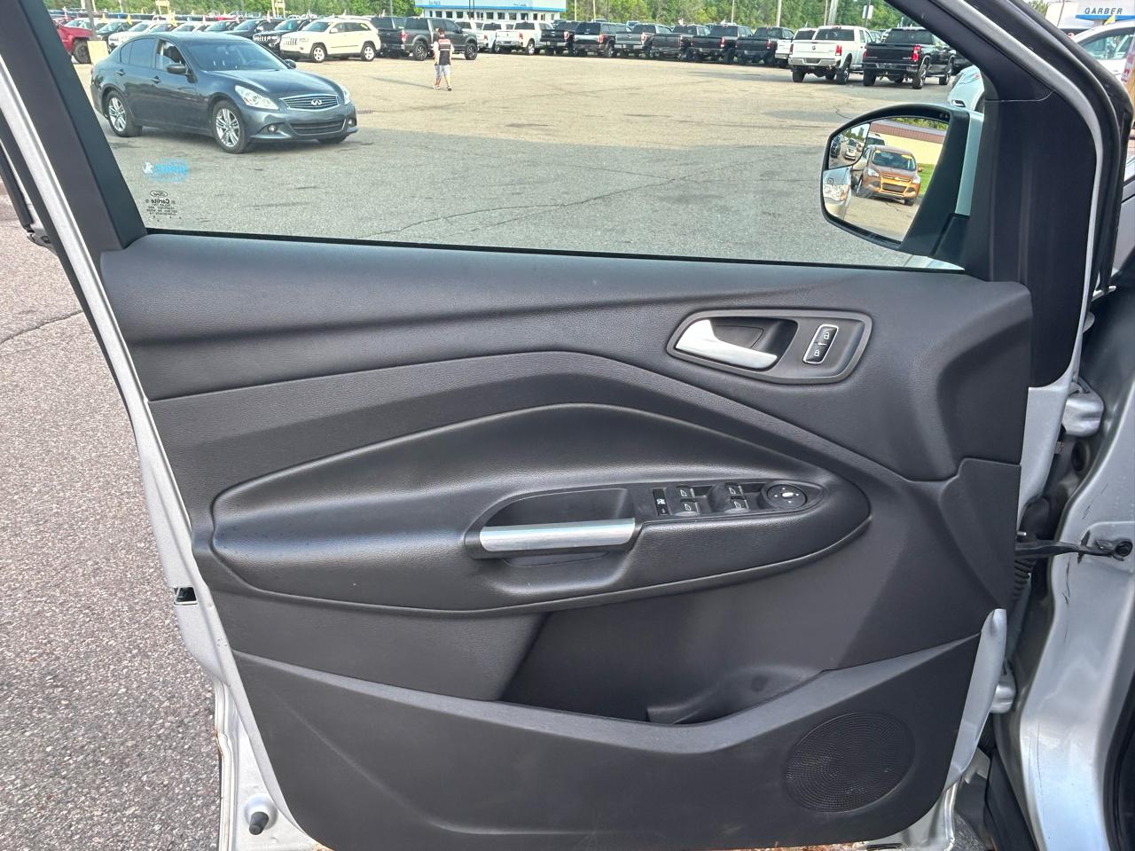 Ford Escape 4WD 4dr SE 2015