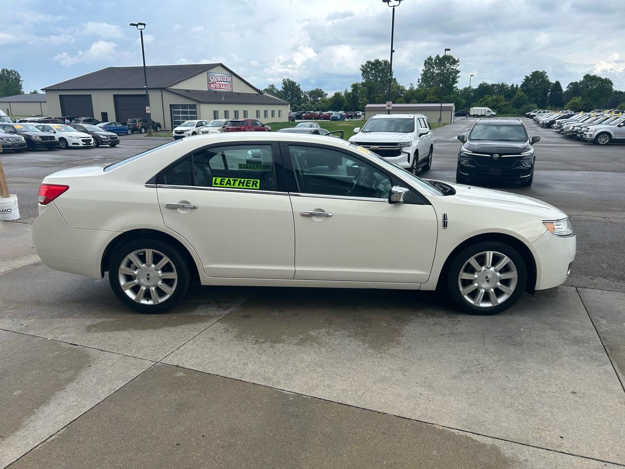 Lincoln MKZ 4dr Sdn FWD 2012