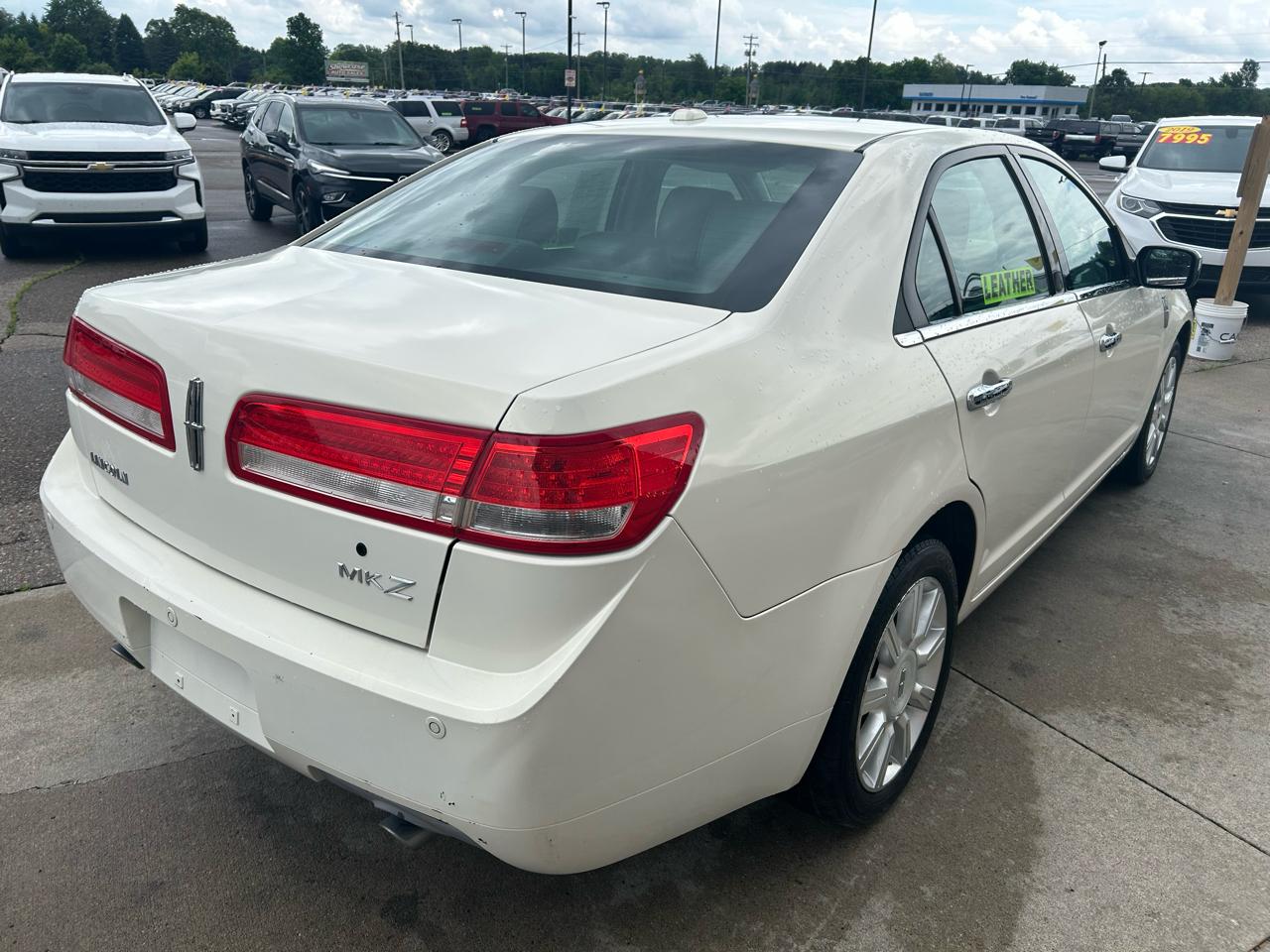 Lincoln MKZ 4dr Sdn FWD 2012
