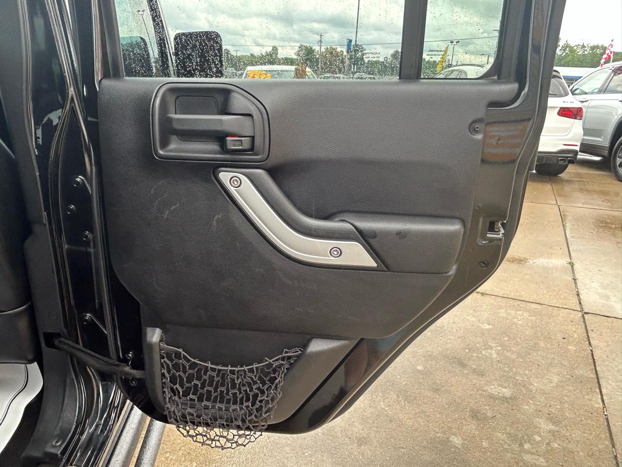 Jeep Wrangler Unlimited 4WD 4dr Rubicon Hard Rock 2016
