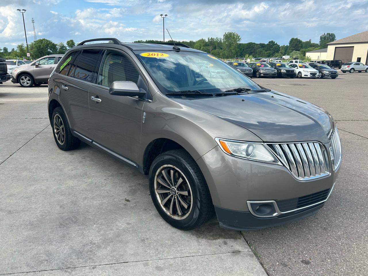 Lincoln MKX AWD 4dr 2012