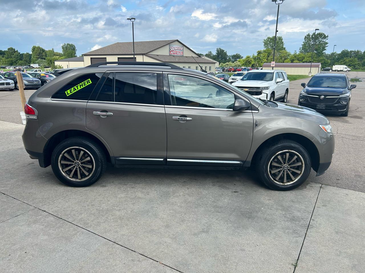 Lincoln MKX AWD 4dr 2012
