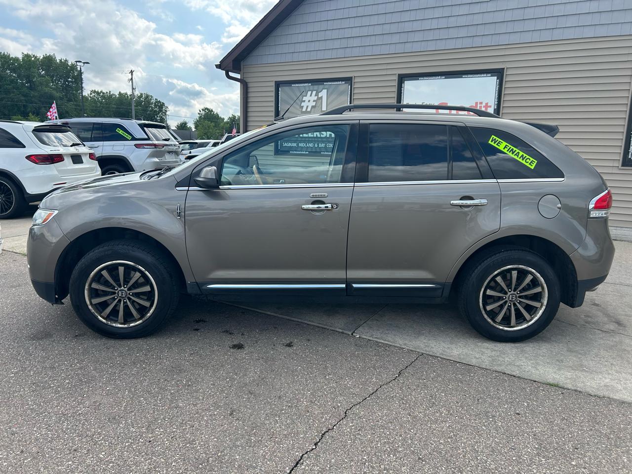 Lincoln MKX AWD 4dr 2012