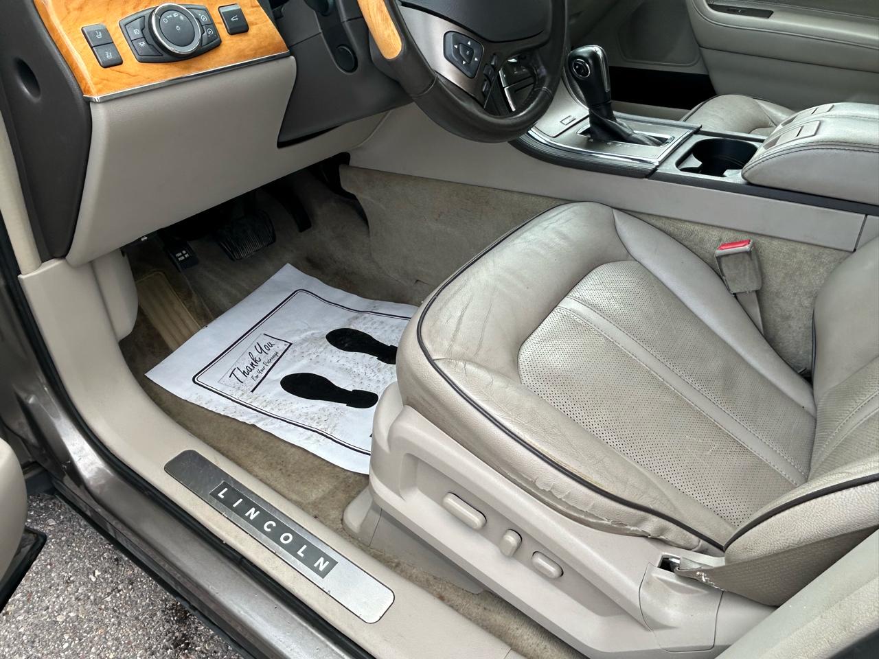 Lincoln MKX AWD 4dr 2012