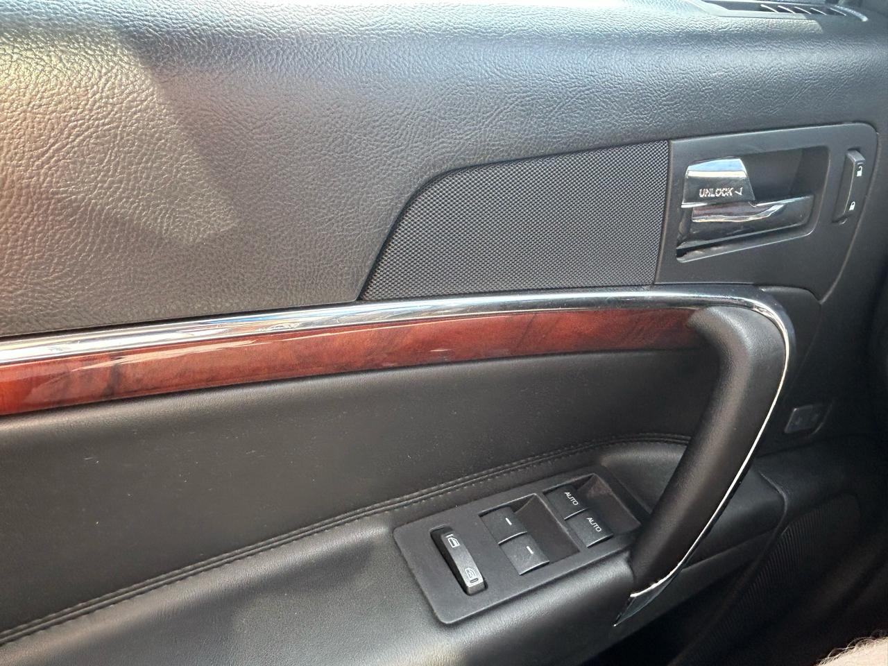 Lincoln MKZ 4dr Sdn Hybrid FWD 2012