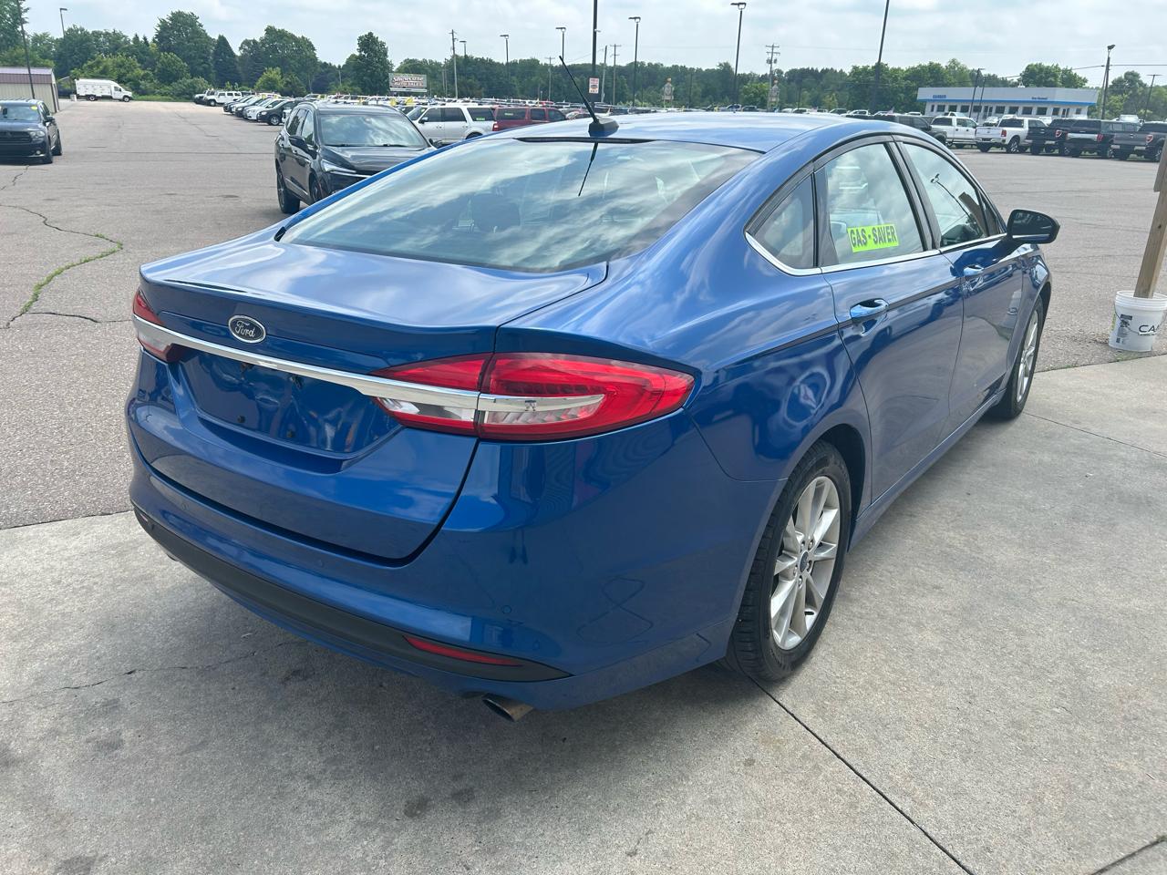 Ford Fusion SE FWD 2017